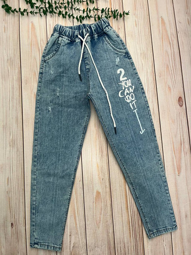 شلوار جین مام استایل کمرکش مناسب سنین 10 تا 13 سال